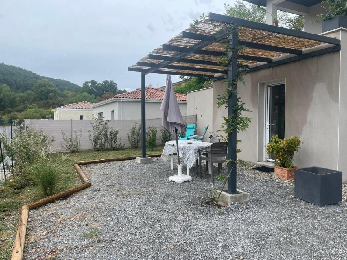 Joli studio en rez de jardin Mercuer Buitenkant foto